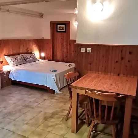 Apartment And Pergola Rovinj