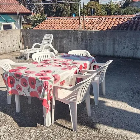 Apartment And Pergola Rovinj