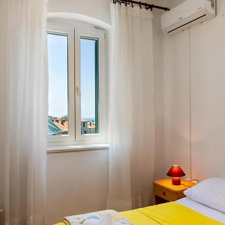 And Pergola Apartment