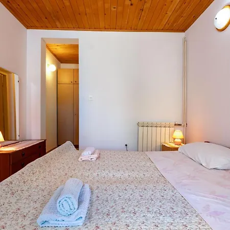And Pergola Apartment *